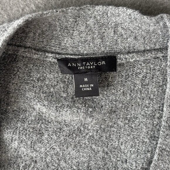 Ann Taylor Factory Cardigan Sweater Womens M Button Front Knit Top Preppycore - Picture 9 of 14